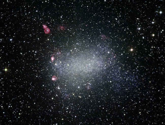 बुला रहा कोई दूर अंतरिक्ष से