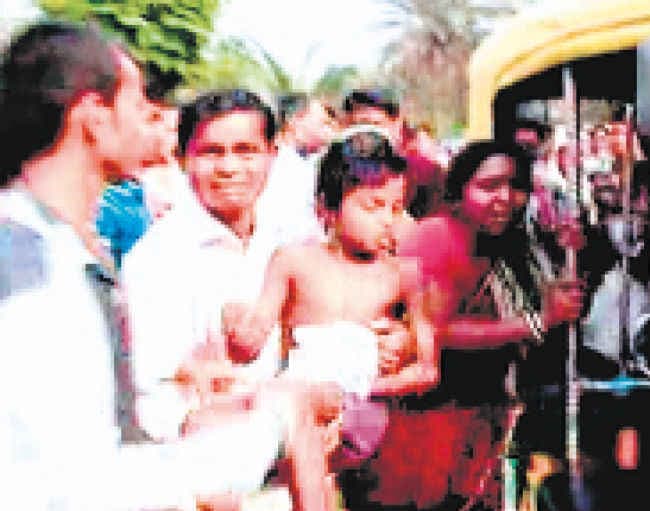 सरकारी स्कूलों में कृमि की दवा खाकर 500 से अधिक बच्चे बीमार