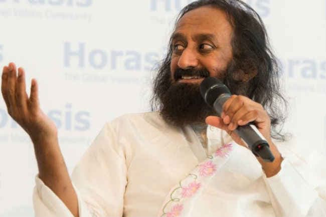 जेल जाएंगे पर जुर्माना नहीं भरेंगे : श्री श्री रविशंकर