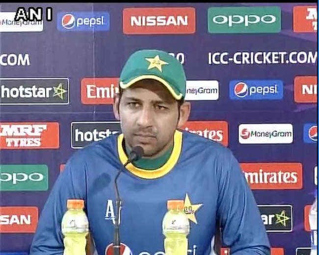 धौनी की तरह बेहतरीन फिनिशर बनना चाहते हैं पाक क्रिकेटर सरफराज, मानते हैं आदर्श