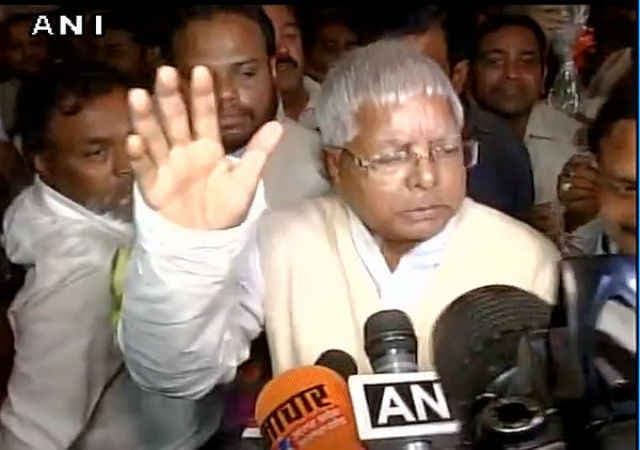 जानें, आरएसएस के बदले हुए ड्रेस कोड पर लालू यादव की प्रतिक्रिया?