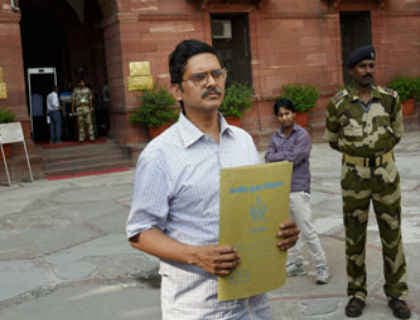 IPS अमिताभ ठाकुर का अखिलेश सरकार पर आरोप, मेरा निलंबन गलत