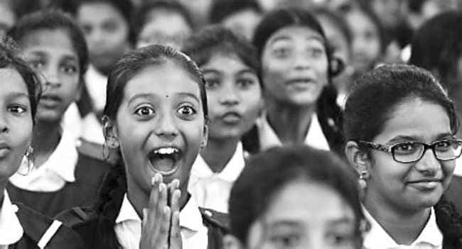 असहज को सहज बनाया जाना!