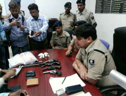 भाकपा माओवादी के तीन सदस्य गिरफ्तार