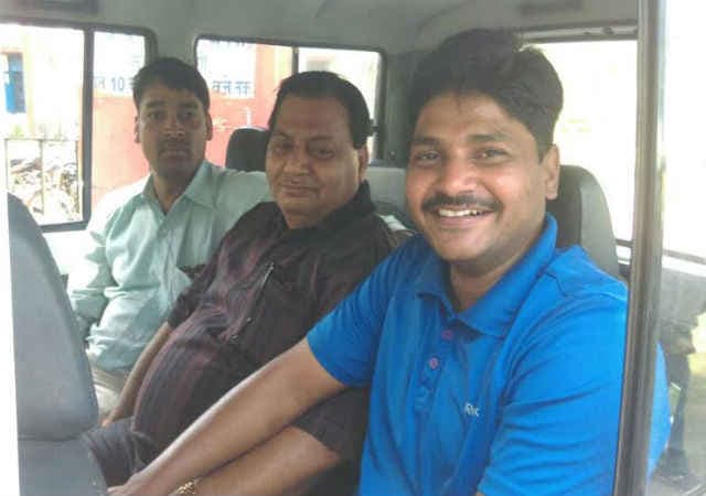 धनबाद : रिश्वत लेते शिक्षा विभाग का हेड क्लर्क गिरफ्तार