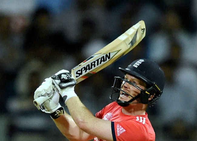 गेल ने गेंदबाजों की धज्जियां उड़ा दी : मॉर्गन