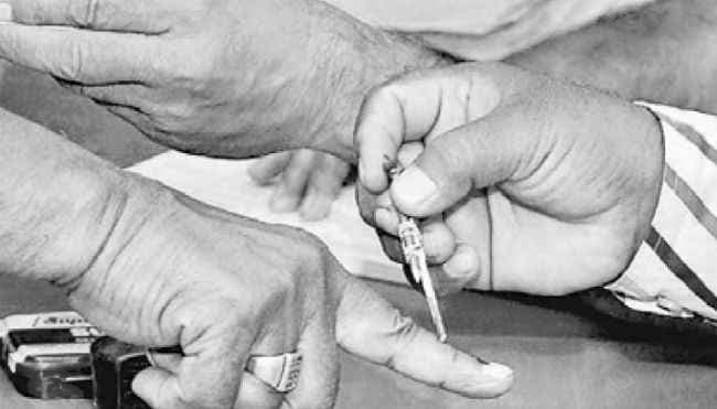 धूपगुड़ी विस : एक बार फिर ममता बनाम मिताली की जंग