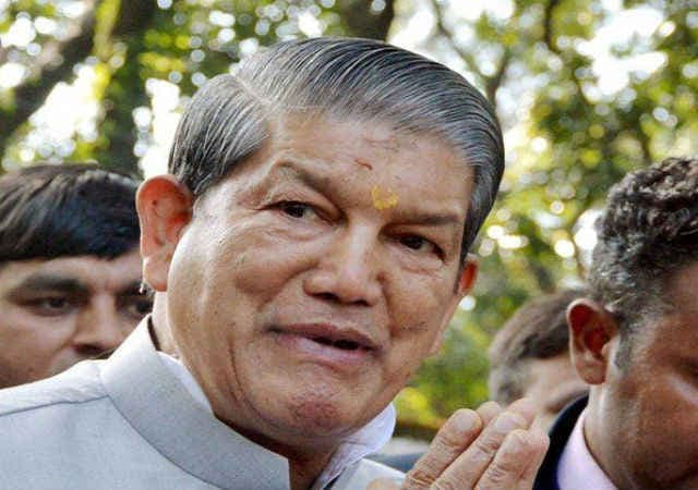 लोकतंत्र की हत्या की होली नहीं, रंगों की होली खेलें मोदी : हरीश रावत