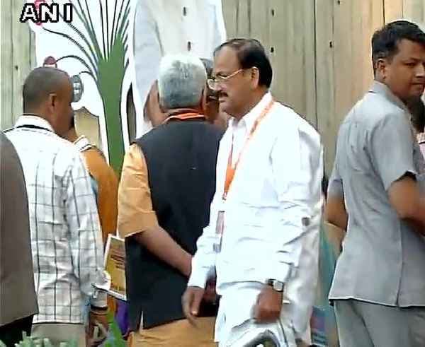 वेंकैया ने की प्रधानमंत्री की जमकर तारीफ कहा, गरीबों का मसीहा हैं मोदी