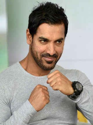 अवार्ड समारोह सर्कस की तरह होते हैं : जॉन अब्राहम