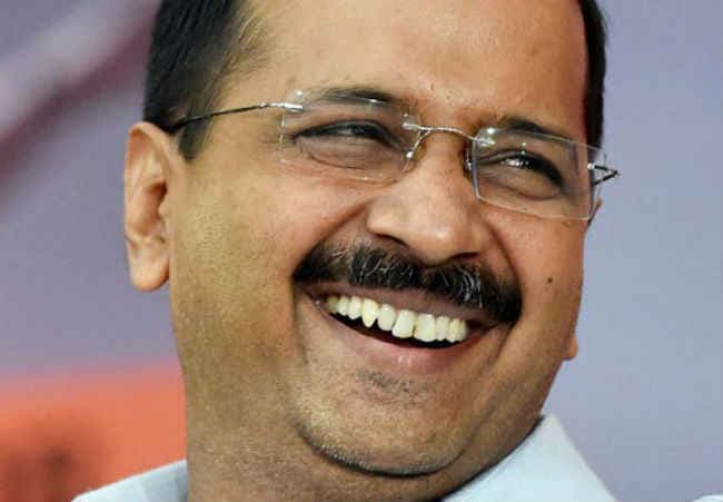 ट्विटर पर फॉलो करने के लिए केजरीवाल ने मोदी का शुक्रिया अदा किया