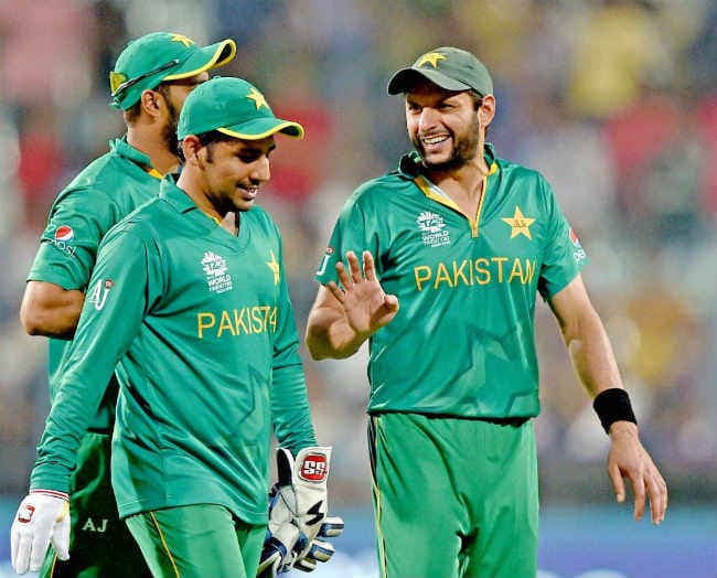 अफरीदी ने कोहली की तुलना तेंदुलकर से की, बताया टीम इंडिया का दीवार