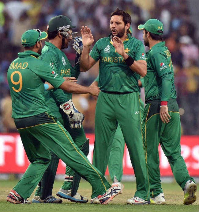 स्वदेश लौटने पर पाकिस्तान क्रिकेट टीम के खिलाफ लगे नारे, अफरीदी दुबई में