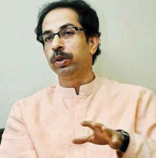 उत्तराखंड संकट पर शिवसेना ने कहा- भाजपा ने लोकतंत्र का घोंट दिया गला