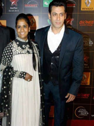 सलमान की लाड़ली अर्पिता ने दिया बेटे को जन्‍म, आयुष बोले- ''नन्‍हा प्रिंस...''