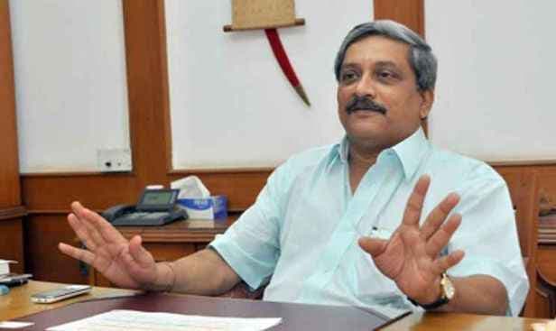 सेना में ब्रह्मोस मिसाइल की दो और रेजीमेंट शामिल होंगी : पर्रिकर