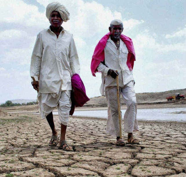 9 राज्‍यों में सूखा, सुप्रीम कोर्ट ने केंद्र को लगाई कड़ी फटकार