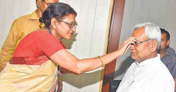 बॉर्डर पर शराब दुकानें खुलने की शिकायत जाकर देखेंगे : सीएम