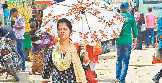 जमीन से महज पांच किमी ऊपर छाये बादलों ने दी गरमी से राहत, पांच डिग्री गिरा पारा