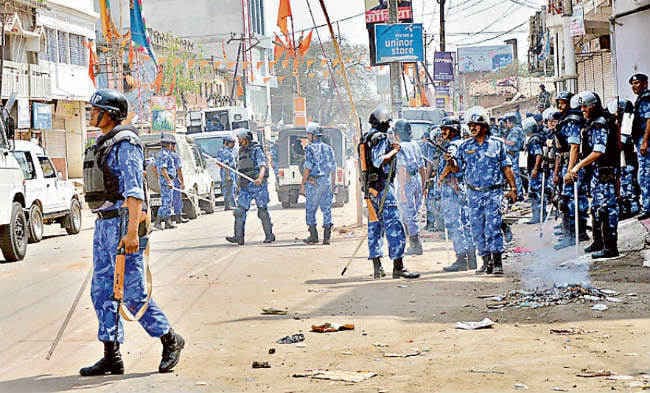 हजारीबाग : दूसरे दिन भी कर्फ्यू, एक और शव मिला, चार प्राथमिकी