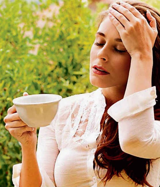 सिरदर्द बढ़ा सकते हैं ये आहार