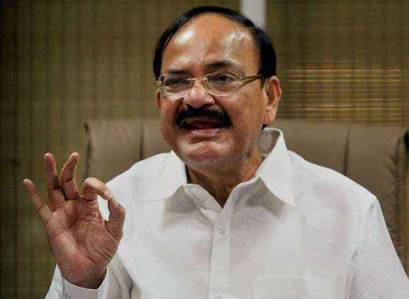 वेंकैया ने कहा, जीएसटी पर एक बार फिर विपक्ष को मनाने की कोशिश करेंगे