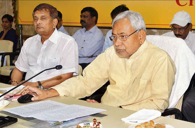 उत्तराखंड मामले पर बोले नीतीश कुमार- भाजपा को दूसरी पार्टी का शासन बरदाश्त नहीं