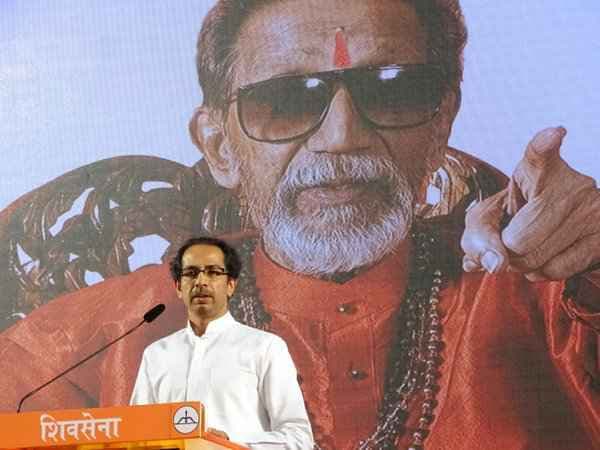 उत्तराखंड मामला : शिवसेना ने कहा, ”मोदी सरकार” का हो गया ”वस्त्रहरण”