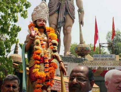 ''बजरंग बली'' पर नगर निगम का 4 लाख 33 हजार बकाया, जानें क्या है मामला