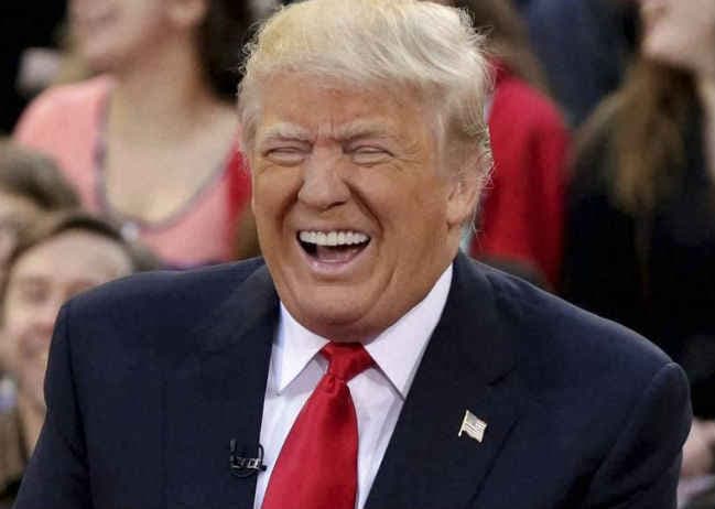 US : ट्रंप ने कहा, मैं धूर्त हिलेरी क्लिंटन के खिलाफ लड़ना चाहता हूं