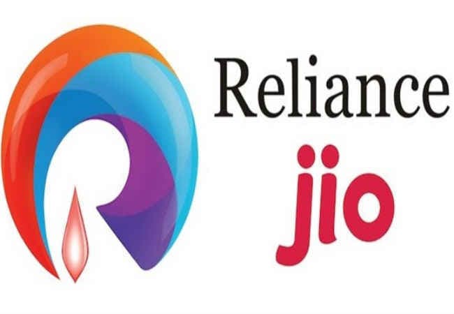 रिलायंस जियो का वाणिज्यिक परिचालन अगले कुछ महीनों में