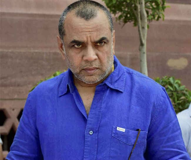 परेश रावल सहित 8 सांसदों ने तोड़ा केजरीवाल सरकार का ''ऑड-ईवन'' नियम