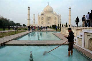 ताज के दीदार का मौका गंवाने से ओबामा हैं निराश