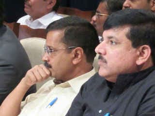 केजरीवाल की मोदी को चुनौती: गिरफ्तार करो सोनिया को, मुझपर आधा घंटे में कार्रवाई करते