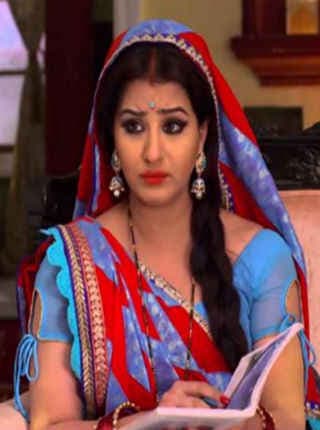 EX ‘भाभीजी'' शिल्पा शिंदे ने लगाया आरोप, कहा- ''कलाकारों का शोषण करता है सिंटा...''