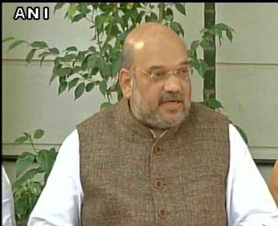 ऑगस्टा-वेस्टलैंड डील पर भाजपा ने  कांग्रेस को घेरा, अमित शाह ने सोनिया गांधी से पूछे चार सवाल