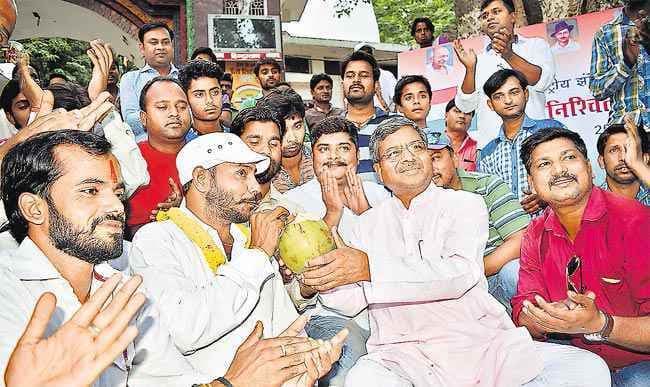 पहाड़ी मंदिर: अनशन समाप्त, बाबूलाल मरांडी ने कहा, तिरंगे का नहीं, सवा सौ करोड़ आबादी का अपमान