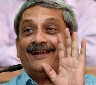 हेलिकॉप्टर डील: मनोहर पर्रिकर ने कहा, विस्तृत ब्यौरा चार मई को रखूंगा संसद के समक्ष