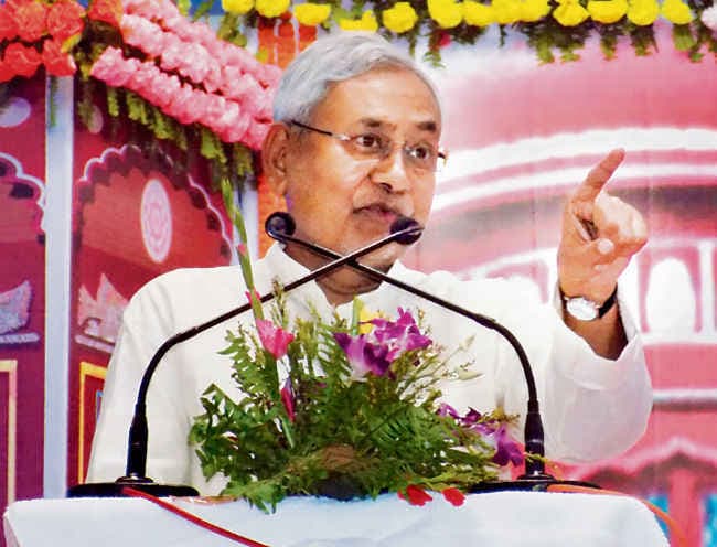 या तो हम रहेंगे या फिर शराबखोरी करनेवाले : नीतीश