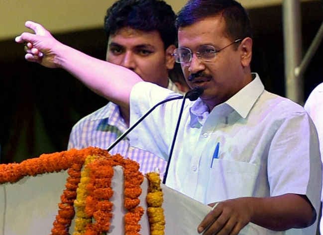 केजरीवाल ने DU के VC को लिखी चिट्ठी, मोदी के दस्तावेज सार्वजनिक करने की मांग