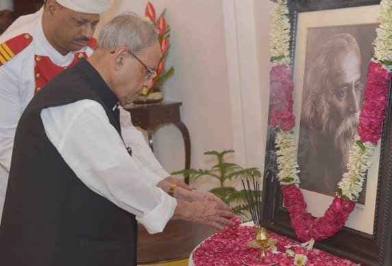 किसी जाति, संस्कृति को खारिज नहीं करने वाले रवीन्द्रनाथ ठाकुर के आदर्शों को अपनाएं :मुखर्जी