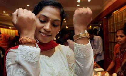 अक्षय तृतीया आज, शाम 6.23 बजे तक शुभ समय, पढें क्या खरीदना आपके लिए है शुभ