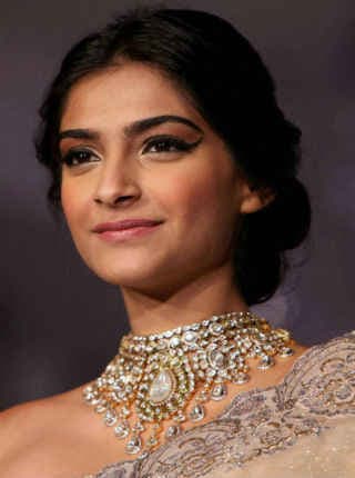 हॉलीवुड फिल्‍मों के लिए ऑडिशन दे रही हैं सोनम कपूर, लेकिन...