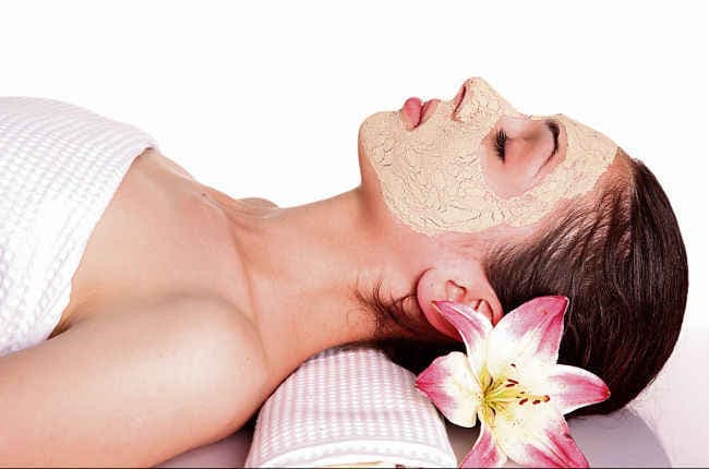 नेचुरल तरीकों से त्वचा को मिलेगी ठंडक