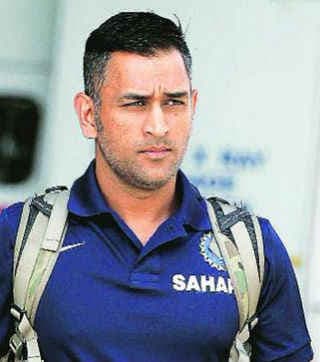 आइपीएल-9 : ''धौनी'' को छोड़ कर हर कप्तान बिखेर रहा है चमक