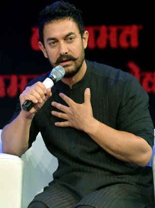 आमिर ने की ''सैराट'' की तारीफ, कहा- ''क्‍लाईमैक्‍स के झटके से...''