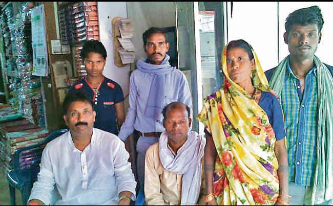 यूपी में 10 वर्ष से बंधक बना है गढ़वा का परमजीत