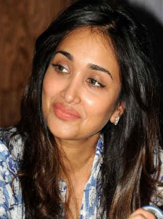 जिया खान मामले की जांच तेजी से हो : सुप्रीम कोर्ट