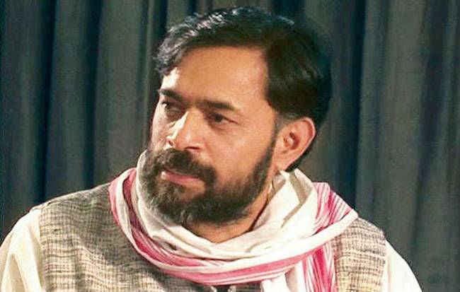 विपक्ष की खाली होती जगह!