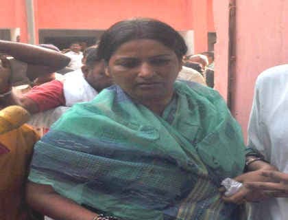 मनोरमा देवी को जेल में ‘जलन’ और सिर में ‘चक्कर’, पढ़ें